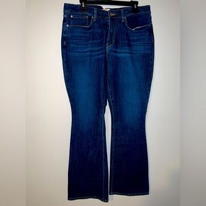 Signature Levi Strauss Jeans